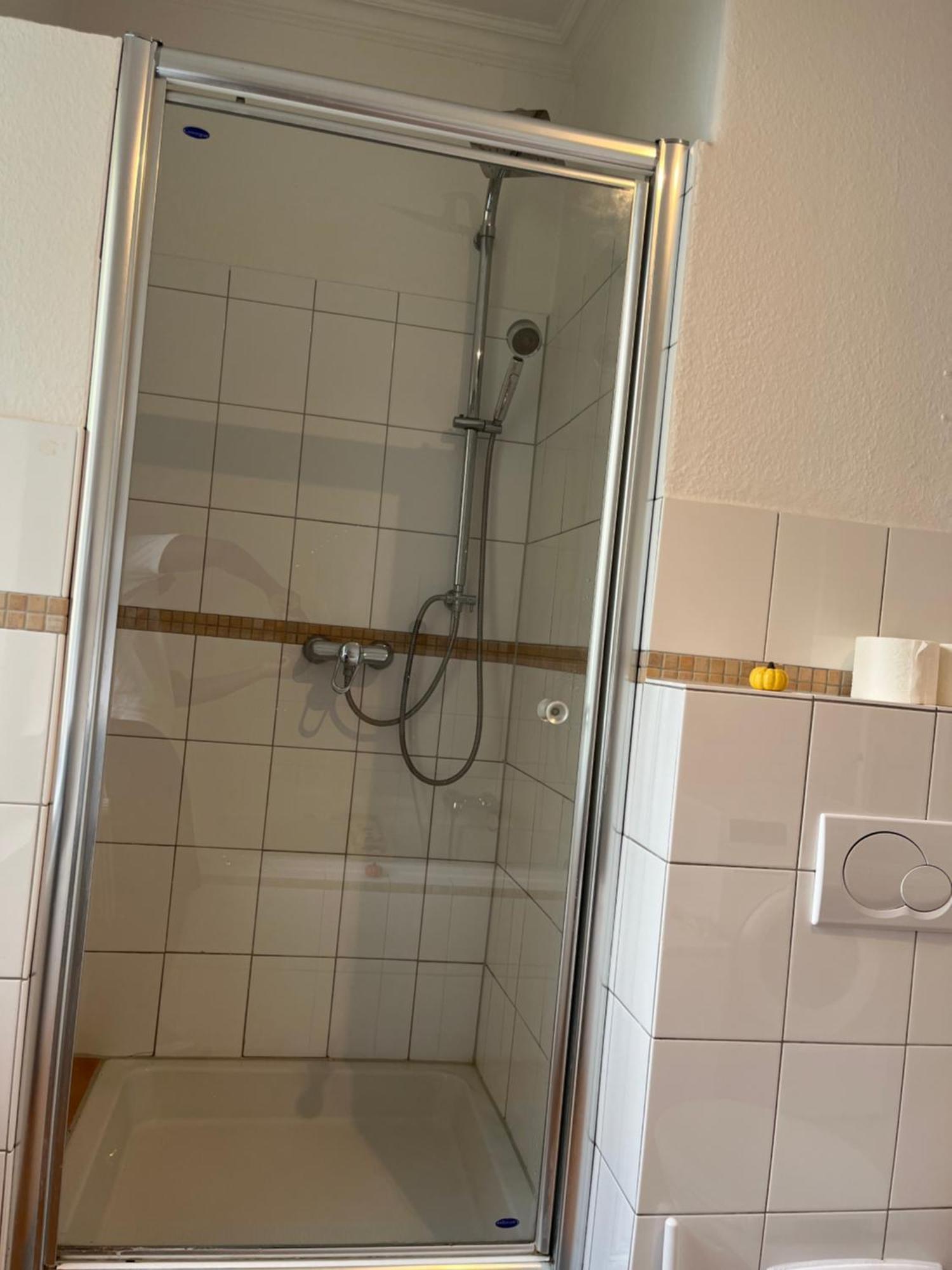 Doppelzimmer Mit Terrasse In Privatem Zuhause Lubeka Zewnętrze zdjęcie