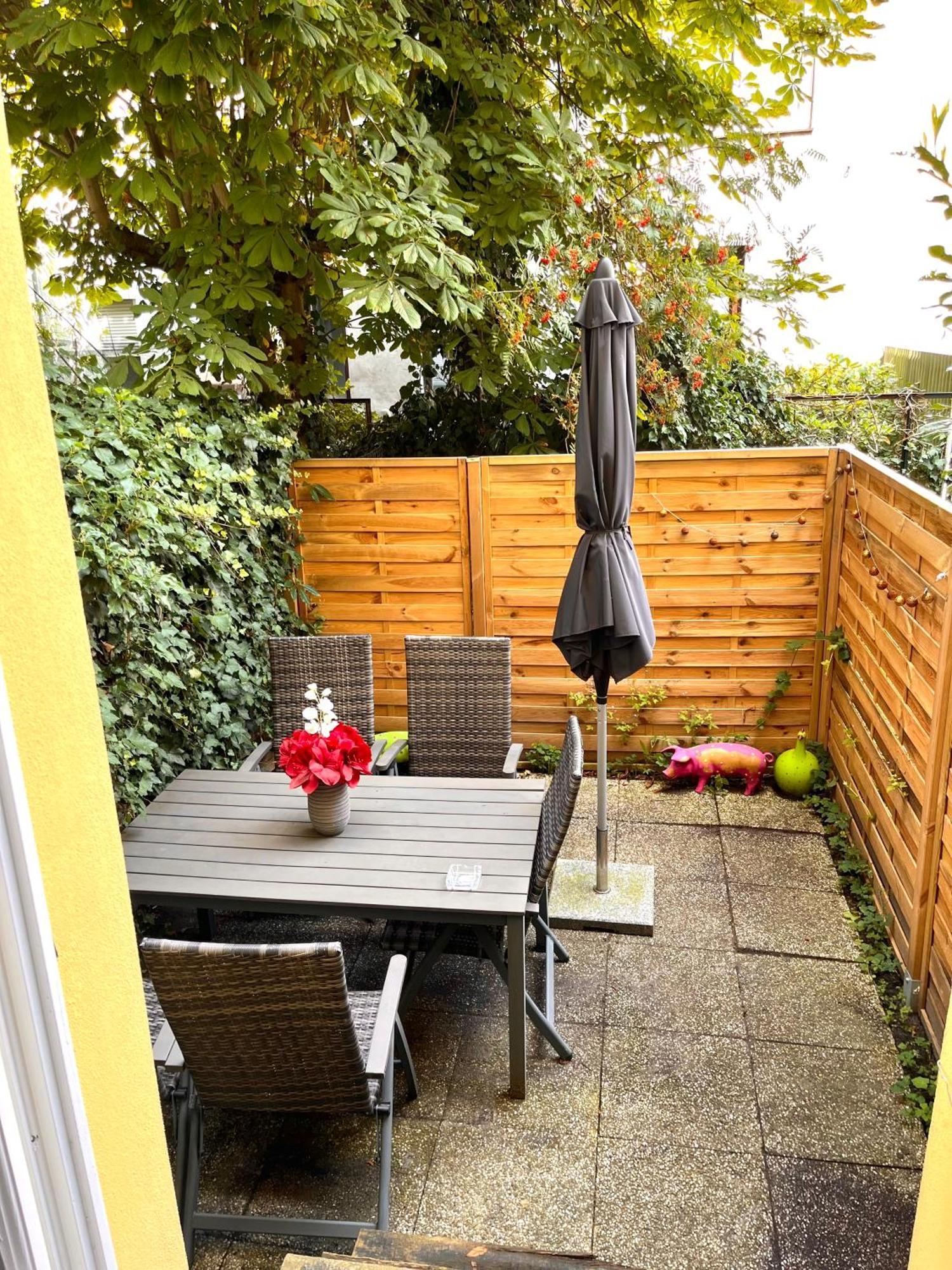 Doppelzimmer Mit Terrasse In Privatem Zuhause Lubeka Zewnętrze zdjęcie